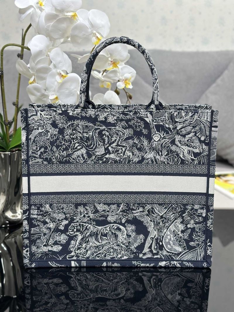 Christian Dior Shopping Bags